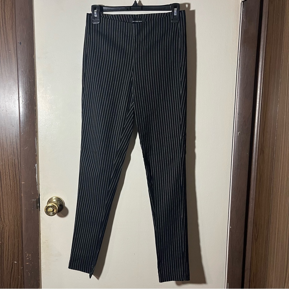 Who What Wear Pants Size 2 Womens Pinstripe Black White Crop High Rise Pull On